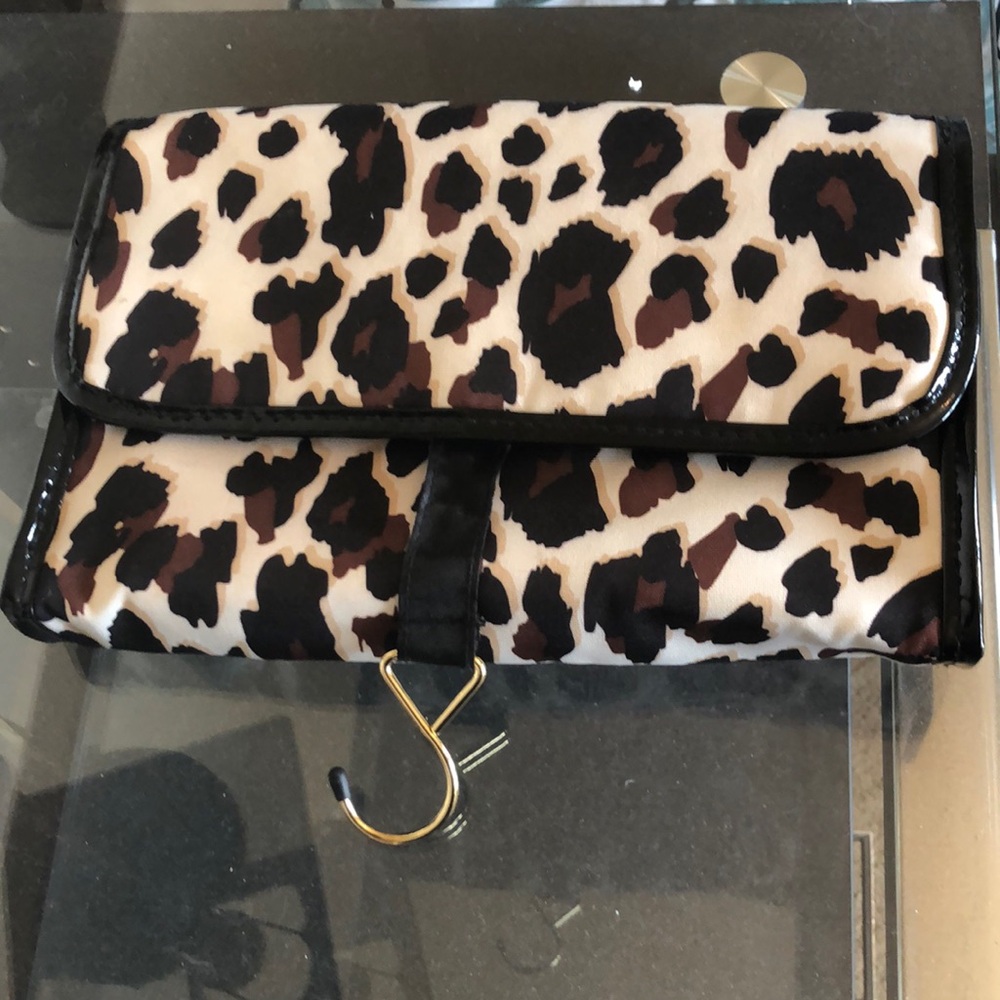 Hanging Traveling Cosmetic Case
